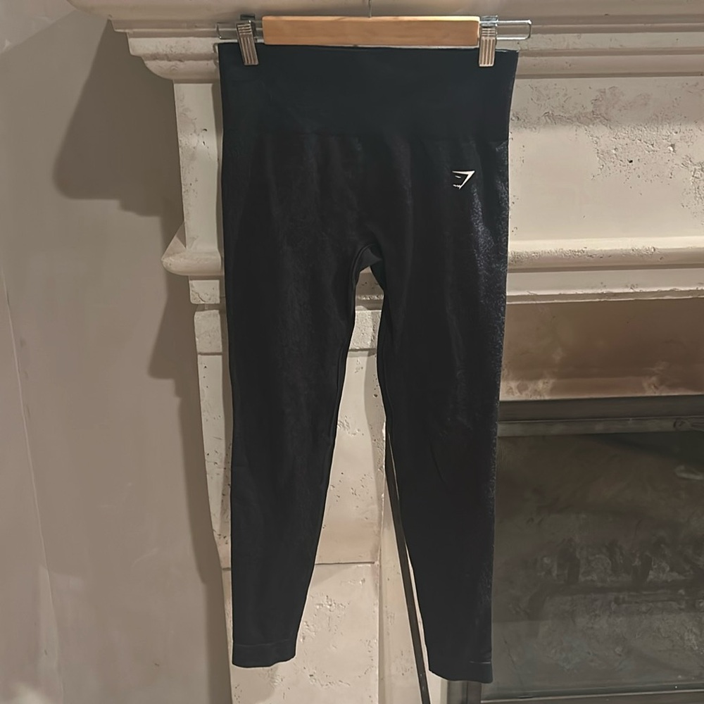 Gumshark leggings